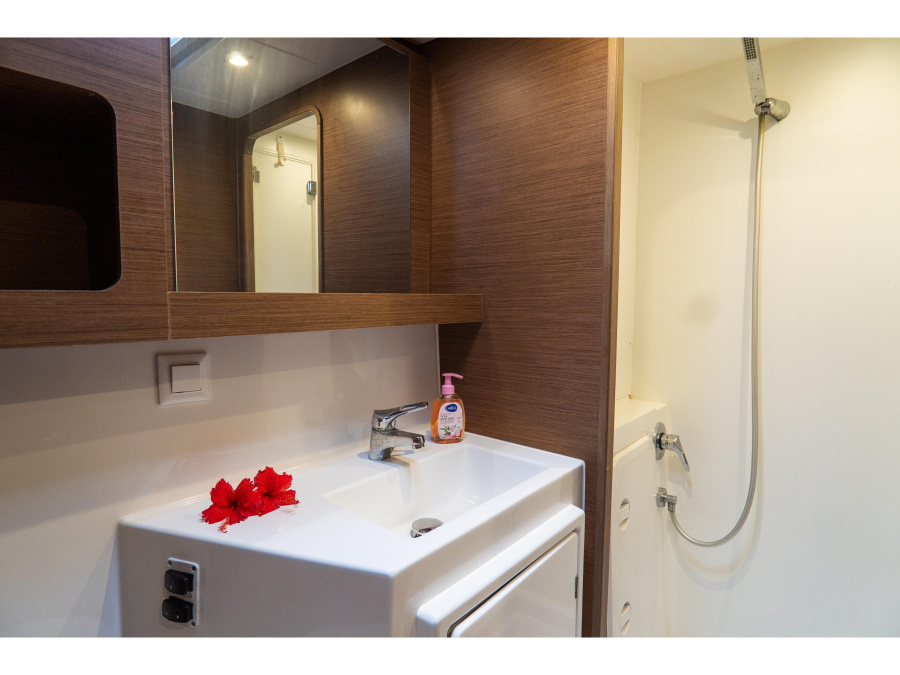 Interior image - 2