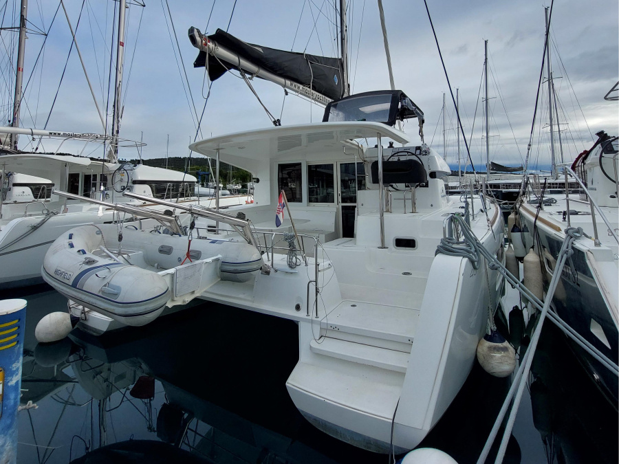 Photo #1 - Lagoon 40 (2) (LANCELOT) en D-Marin Dalmacija Marina - 24402