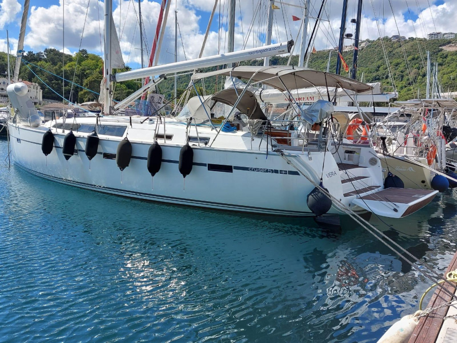 Photo #1 - Bavaria 51 Cruiser (Vera) en Lazure Marina - 16239