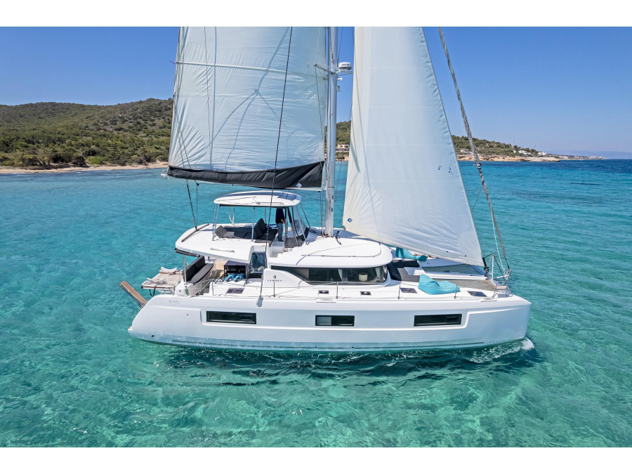 Photo #1 - Lagoon 46 (My Star) en Alimos Marina - 9876
