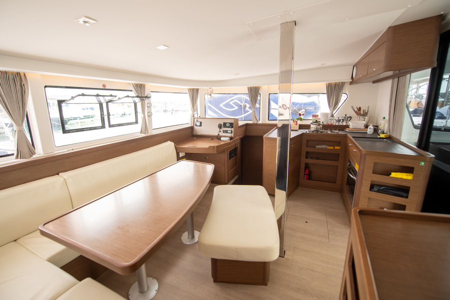 saloon - 2
