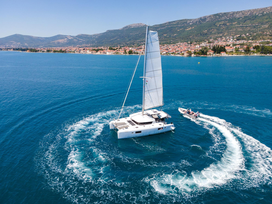 Photo #1 - Lagoon 42 Owner version (SOPHIE) in Marina Kaštela - 18364