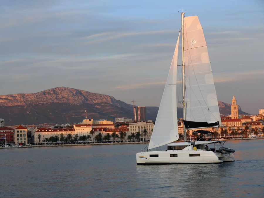 Photo #1 - Lagoon 46 Fly (LADY POINT) in ACI Marina - 10171