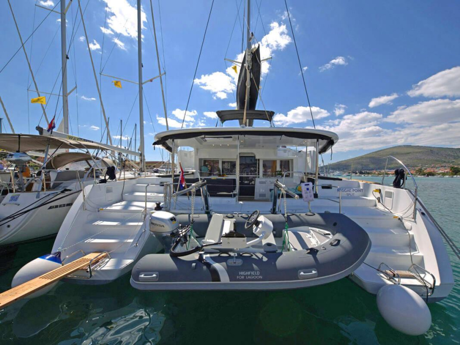 Photo #1 - Lagoon 450 Fly (REGGAE POINT) in ACI Marina - 7807