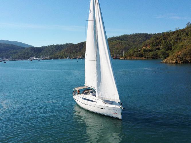 Photo #1 - Bavaria 51 Cruiser (Seawalker) in Yacht Classic Hotel - 16537