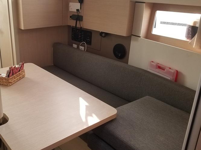 Interior image - 1
