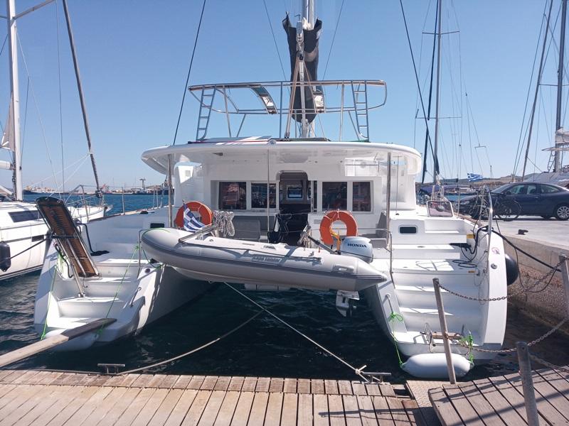 Photo #1 - Lagoon 450  Flybridge (Golden Dream) in Main Port - 8206
