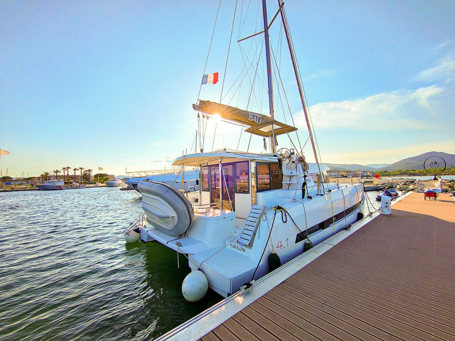 Photo #1 - Bali 4.1 (Poseidon) en Port Grimaud - 19450