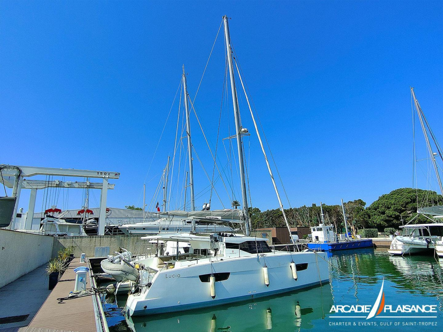 Photo #1 - Lucia 40 (Petit Monde) in Port Grimaud - 19460