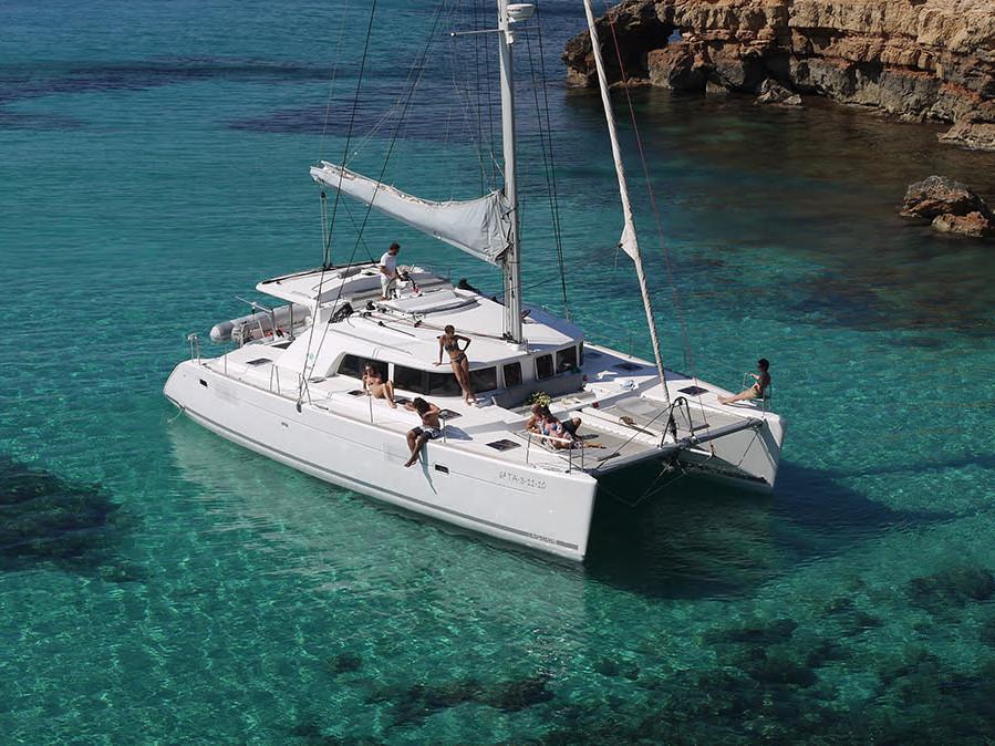Photo #1 - Lagoon 440 (Atlantis) en Marina Santa Eulalia - 19176