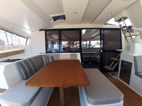 Interior image - 2