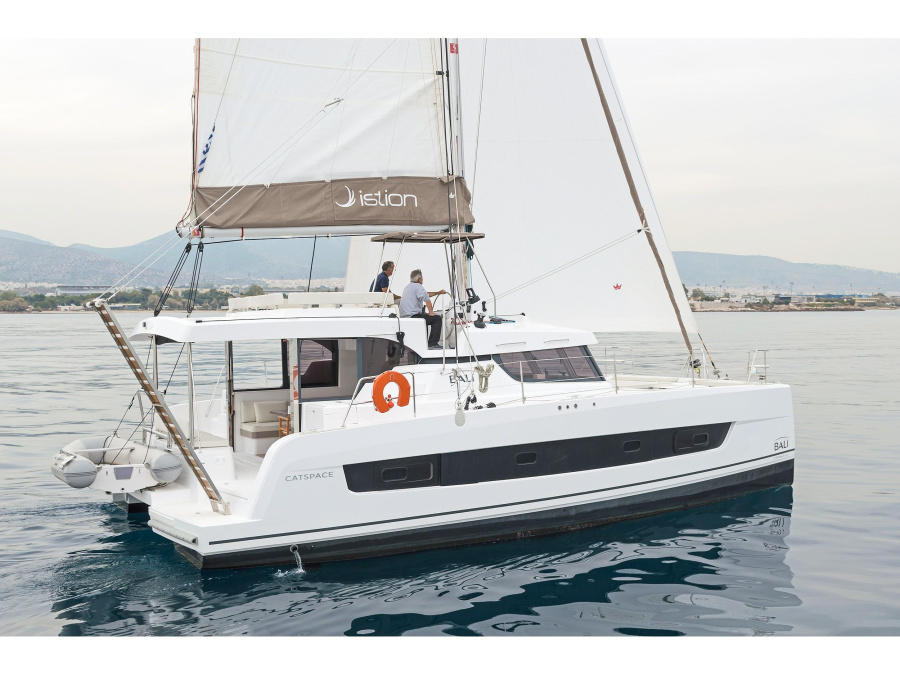 Photo #1 - Bali Catspace A/C & GEN & WM (Waterlily) en D-Marin Marina Lefkas - 19248