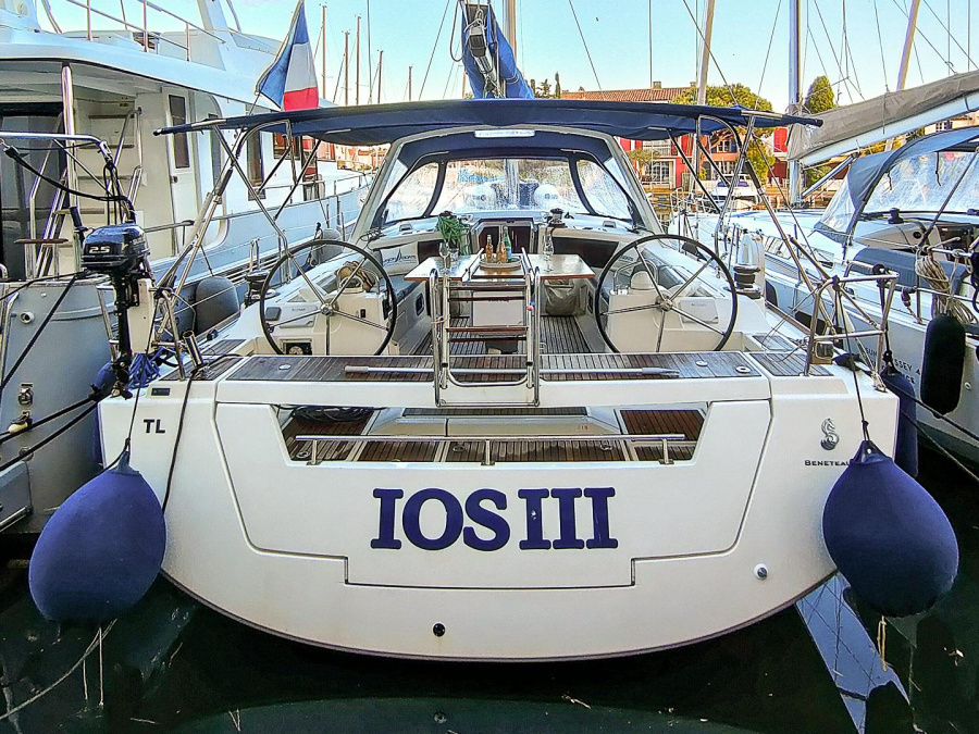 Photo #1 - Oceanis 48 (Ios III) in Port Grimaud - 19449