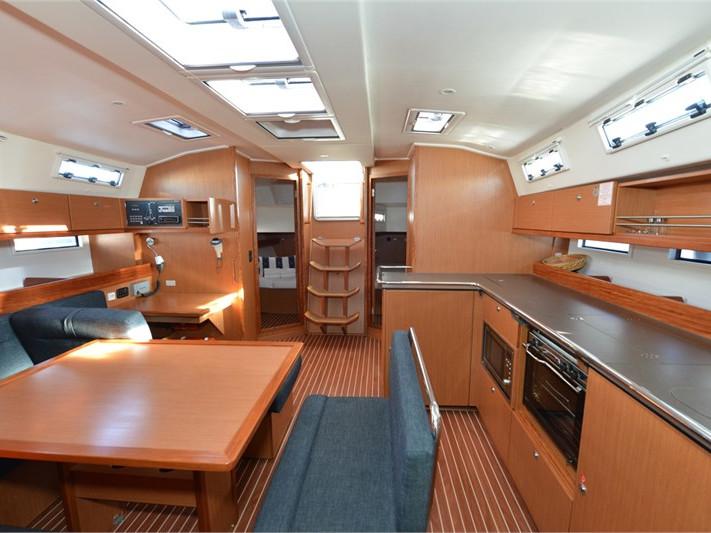 Interior image - 1