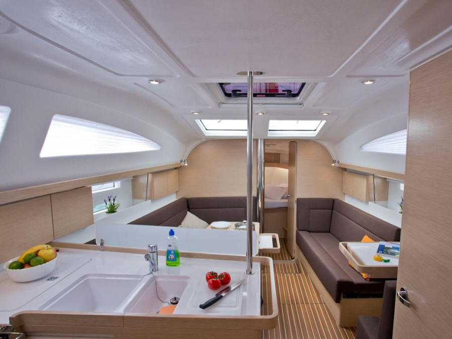 Interior image - 1