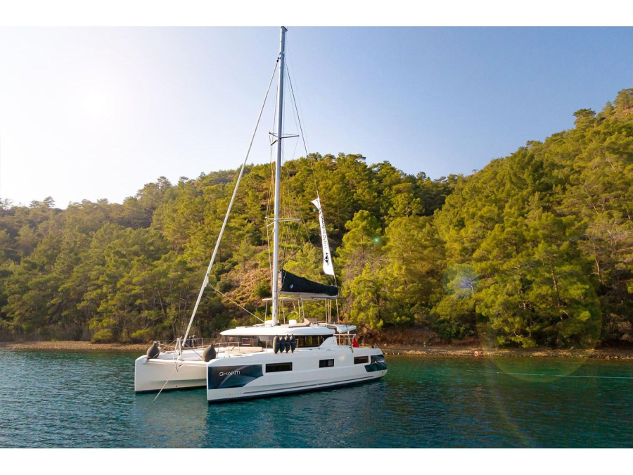 Photo #1 - Lagoon 46 (Shanti) en Yacht Club Mai - 16802