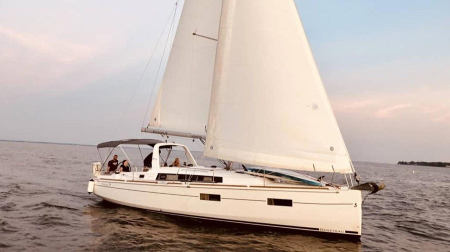Oceanis38.1_2 - 2