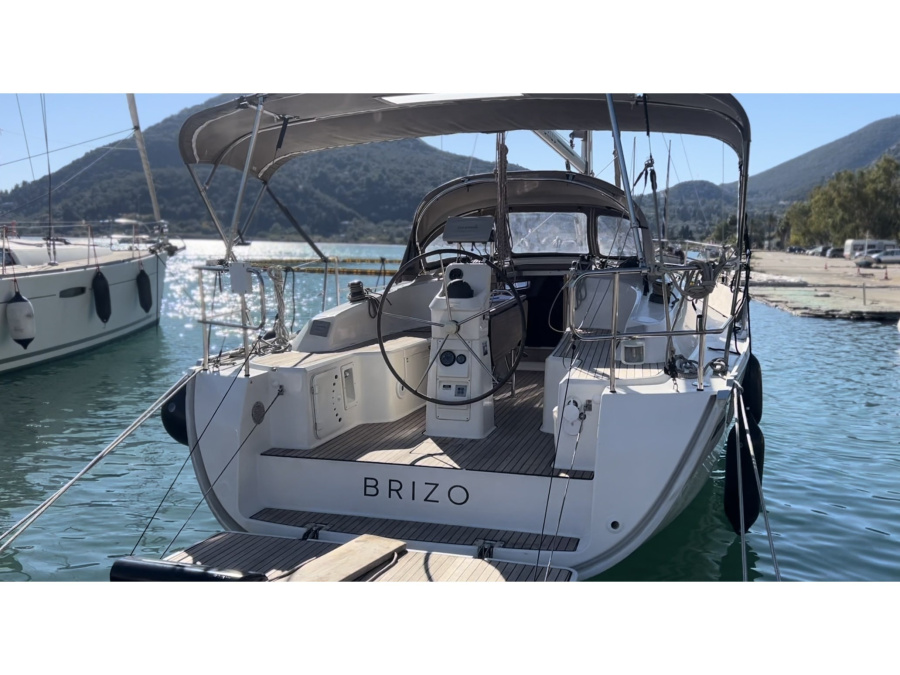 Photo #1 - Bavaria Cruiser 33 (BRIZO) en Vliho Yacht Club - 18816