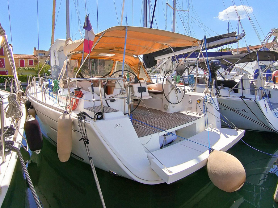 Photo #1 - Dufour 450 (Flavia III) in Port Grimaud - 19432