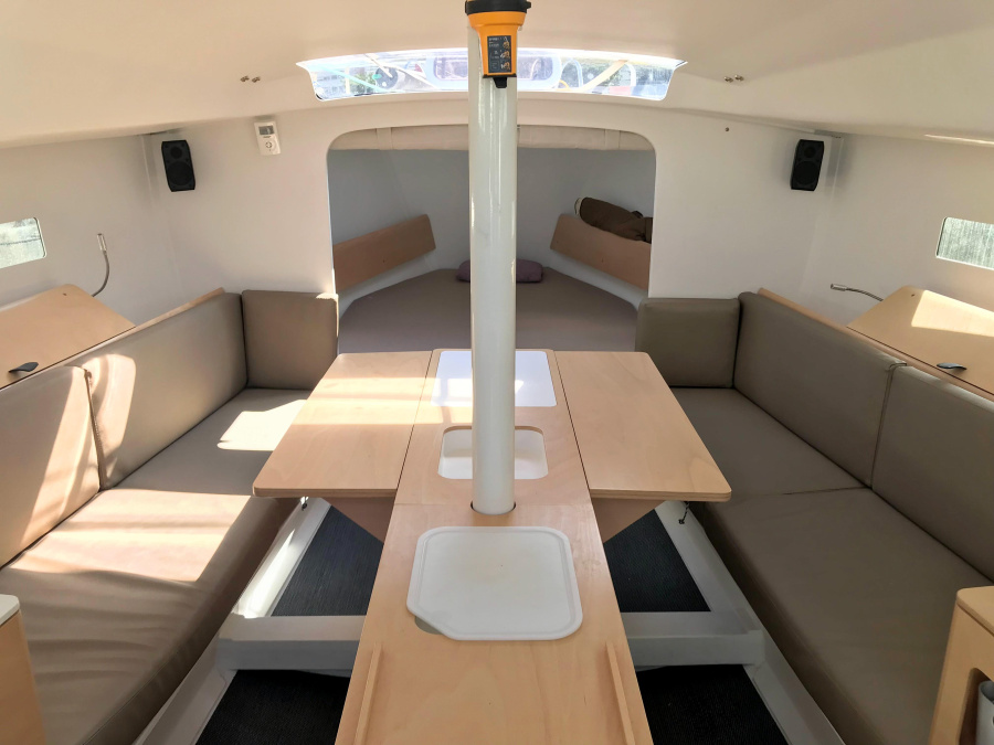 Interior image - 2
