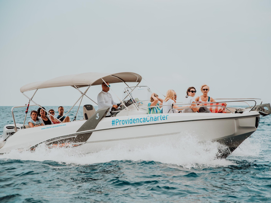 Photo #1 - Beneteau Flyer 7.7 (SPACEDeck) in ACI Marina - 8909