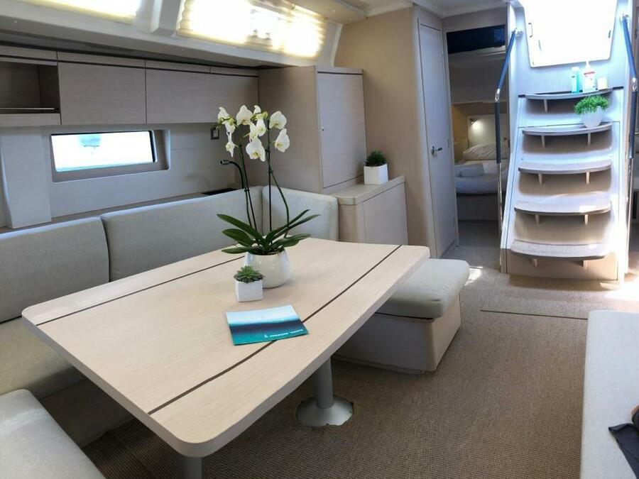 Interior image - 1