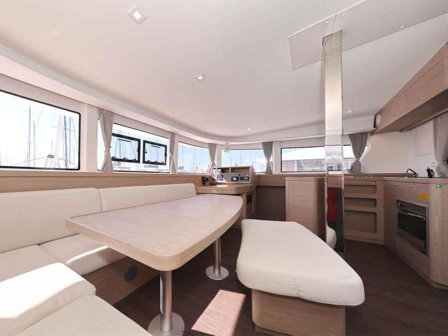 Interior image - 2