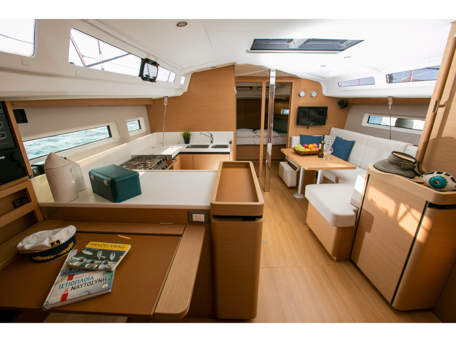Interior image - 2