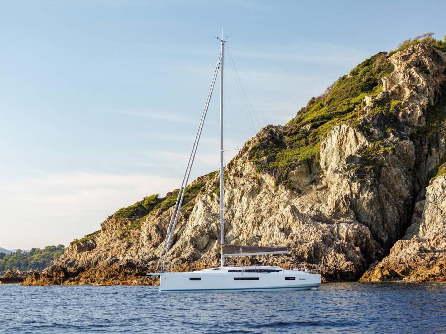 Photo #1 - Sun Odyssey 410 (MILLA) en Marina - 20036