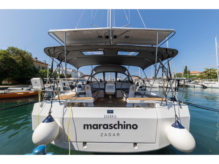 Photo #1 - Bavaria C42 (Maraschino) in Marina - 18229