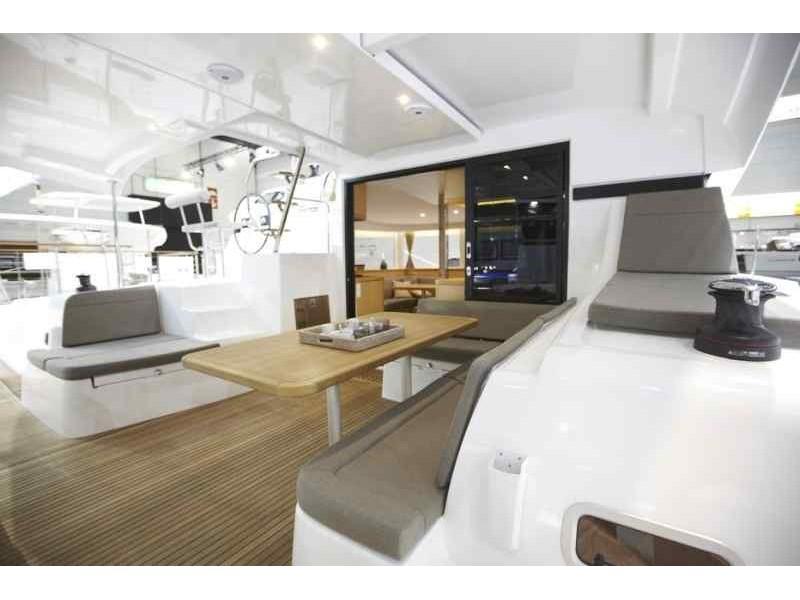 Interior image - 2