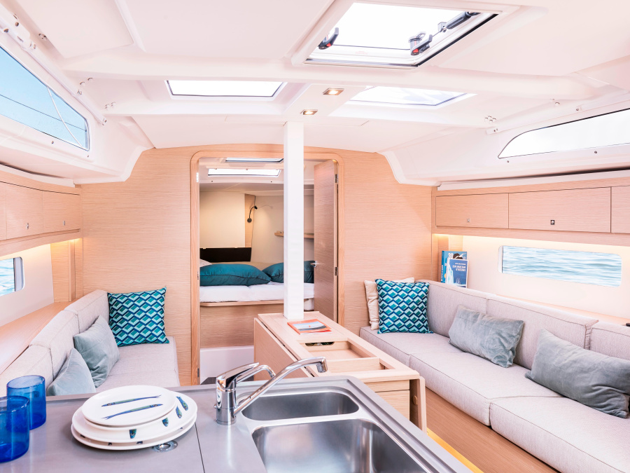 Interior image - 1