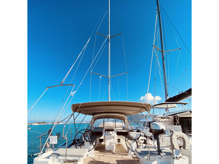 Photo #1 - Beneteau Oceanis 51.1 (Vixen (Pax 12)) en D-Marin Marina Lefkas - 18011