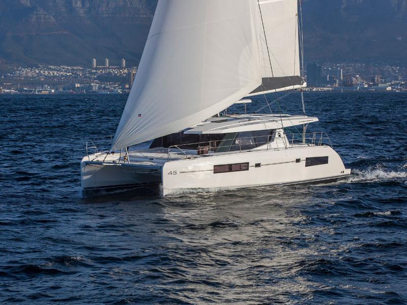 Photo #1 - Leopard 45 (Leopard 45) in Wickhams Cay II Marina - 20562