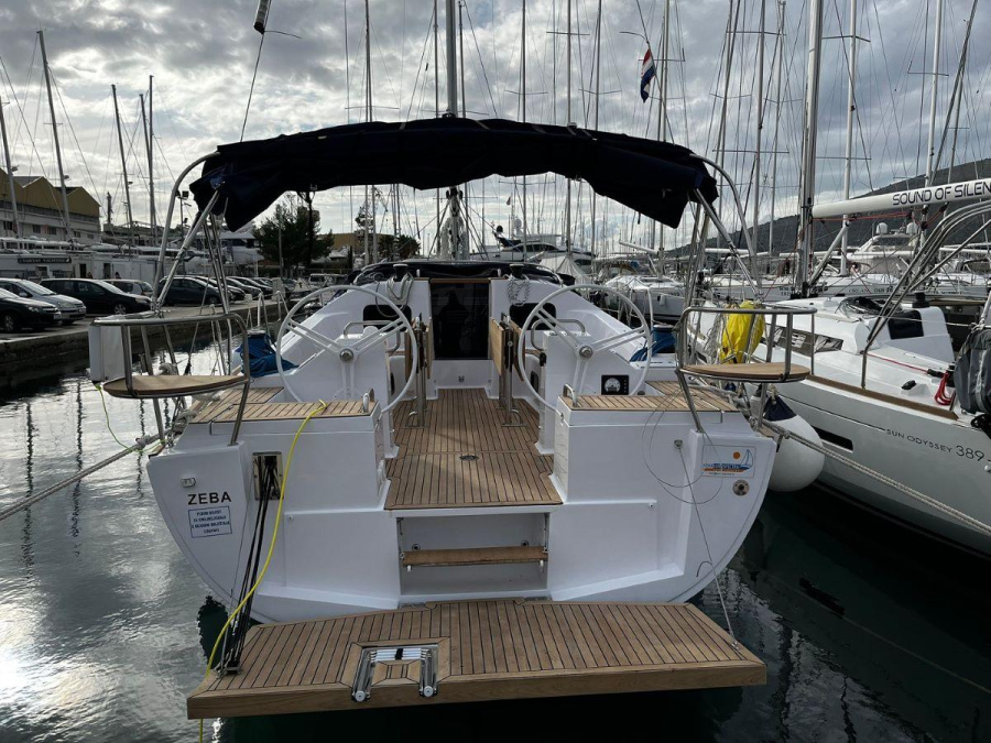 Photo #1 - Elan Impression 45 (ZEBA) en ACI Marina - 19836