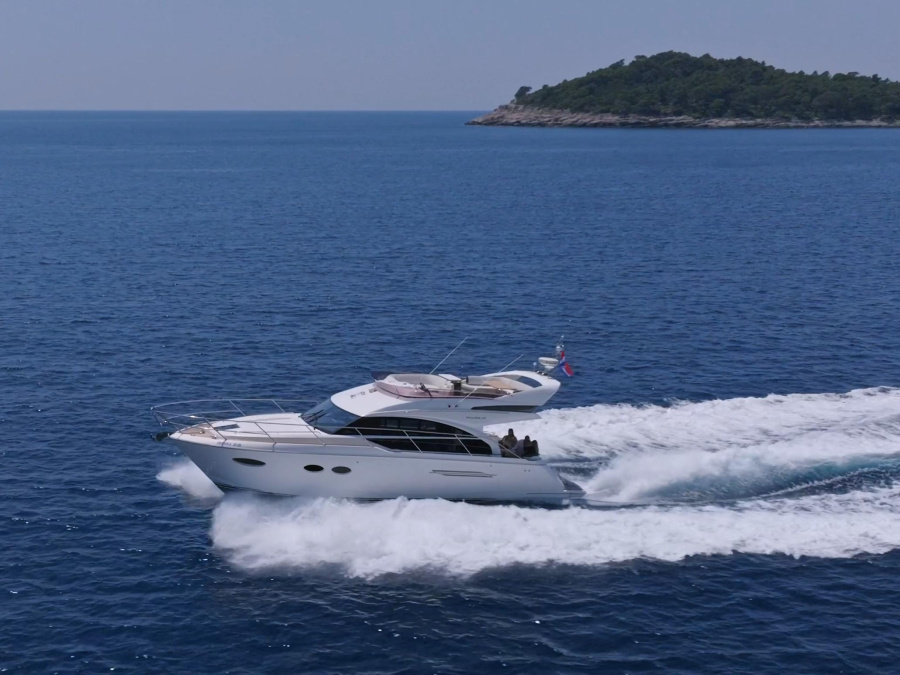 Photo #1 - Princess F43 (Contessa) in Port - 20645