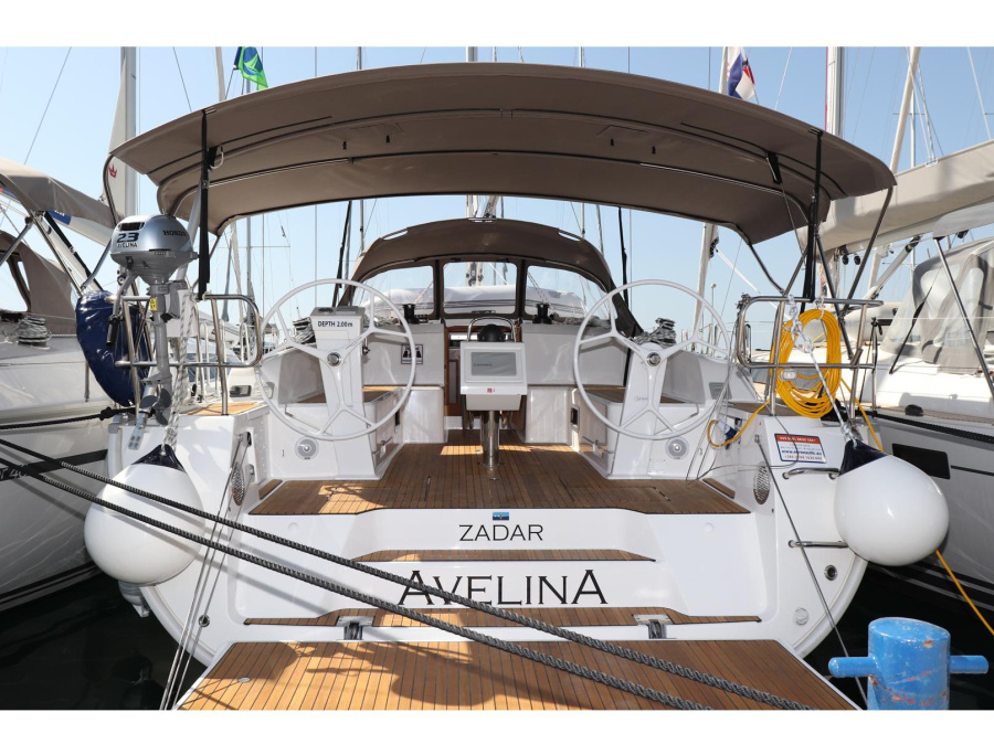 Photo #1 - Bavaria Cruiser 46 (Avelina) en Marina - 20648