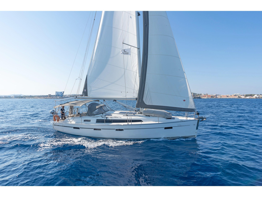 Photo #1 - Bavaria Cruiser 41 (Altair) in Port of - 23040
