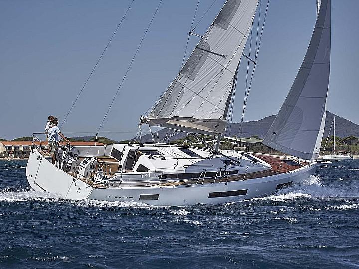 Photo #1 - Sun Odyssey 440 (Navillera) en Port of - 20806