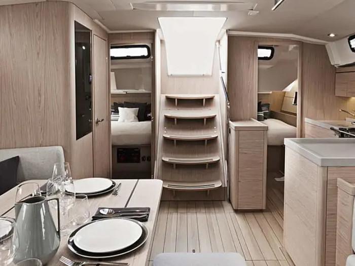 Interior image - 2