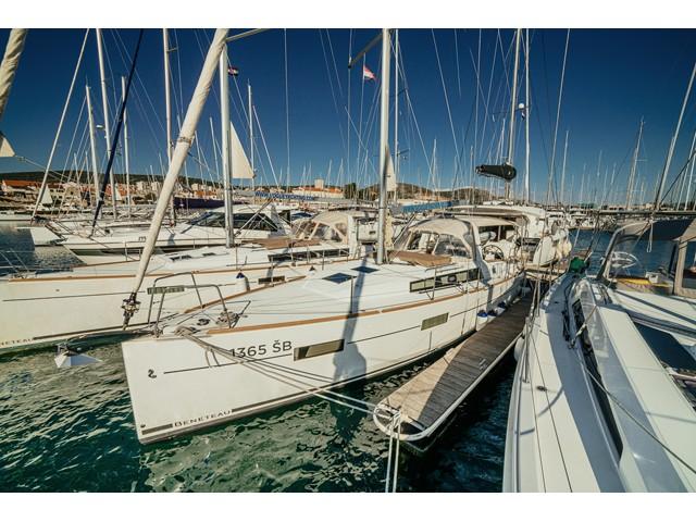 Photo #1 - Oceanis 38 (HAPPY) en D-Marin Marina Mandalina - 24851