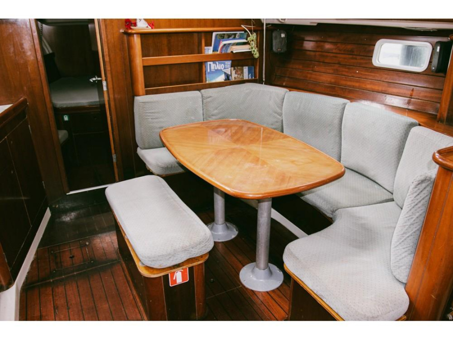 Interior image - 2