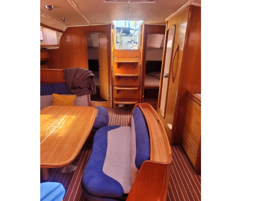 Interior image - 1