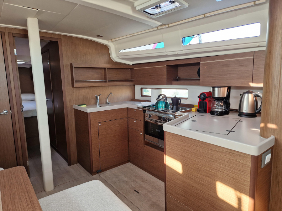 Interior image - 1