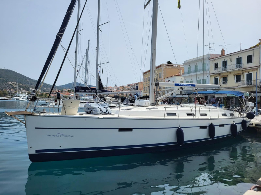Photo #1 - Bavaria Cruiser 50 (Bela Vila) en Alimos Marina - 21172