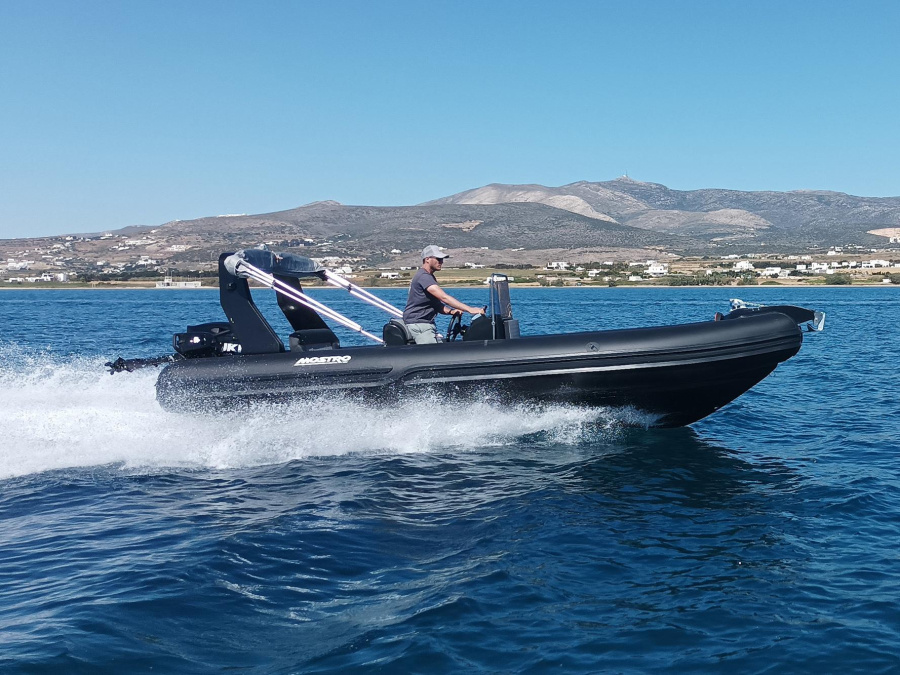 Photo #1 - Mostro Offshore 621 (Triton) in Marina Aliki - 21250