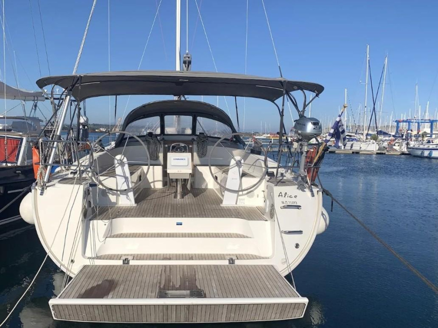 Photo #1 - Bavaria Cruiser 51 (Alice) en Marina - 21316