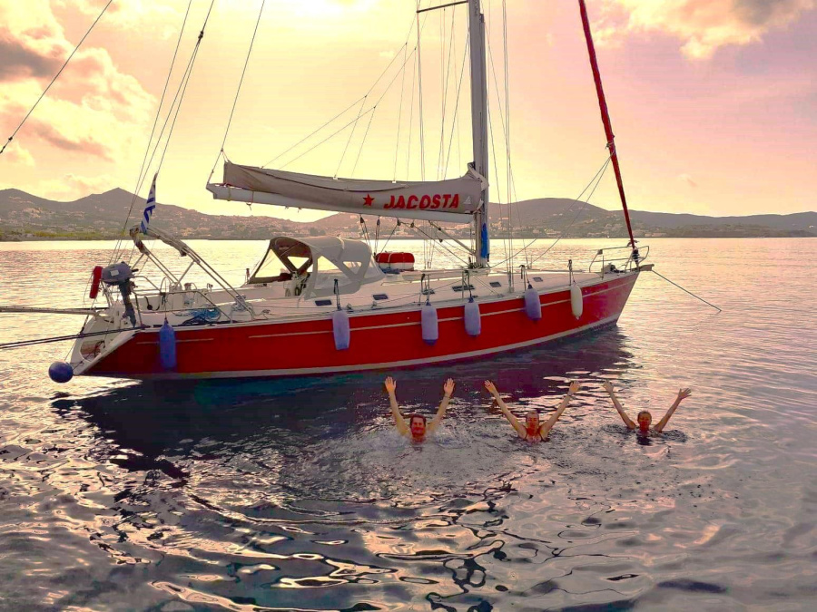 Photo #1 - Alfa 51 (Jacosta) in port - 9627