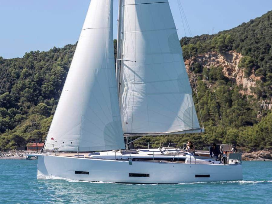 Photo #1 - Dufour 390 (Mitoalla) in La Lonja Marina Charter - 21517