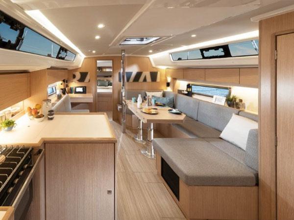 Interior image - 2